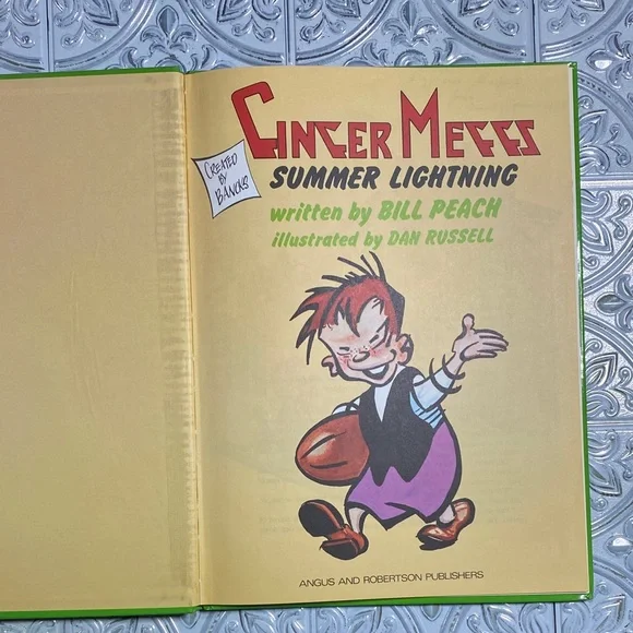 Ginger Meggs Summer Lightning Book by Bill Peach Young Australia Series 1982 - Picture 4 of 11